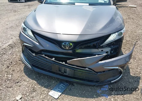 2022 Toyota Camry Xle Awd z USA, uszkodzony, nr VIN 4T1F11BK3NU061401